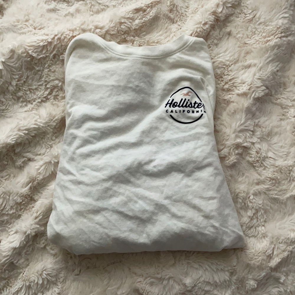 Hollister Graphic Tshirt